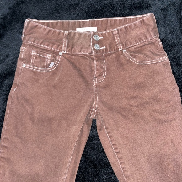 Jeans - Picture 2 of 3